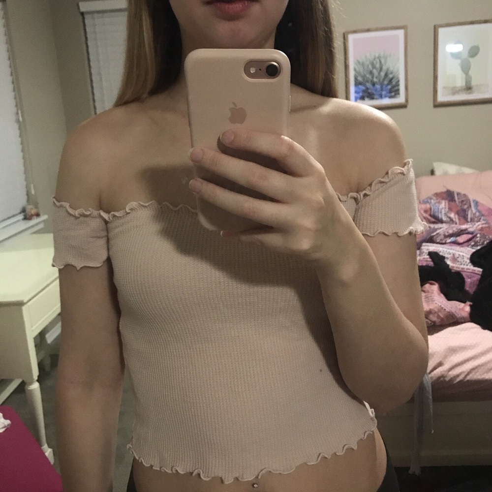Brandy Melville Lettuce Edge Off the Shoulder Top